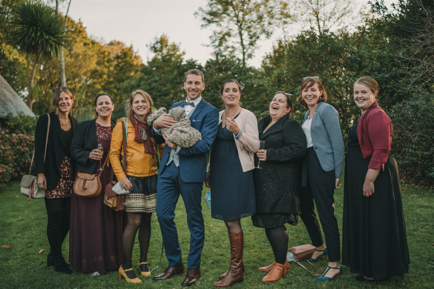 Photo-de-mariage-de-Marine-Mickael-au-Clos-de-Trevannec-à-Pont-l_Abbé-par-Antoine-Borzeix-photographe-de-mariage-à-Quimper-www.antoineborzeix.frA7303990
