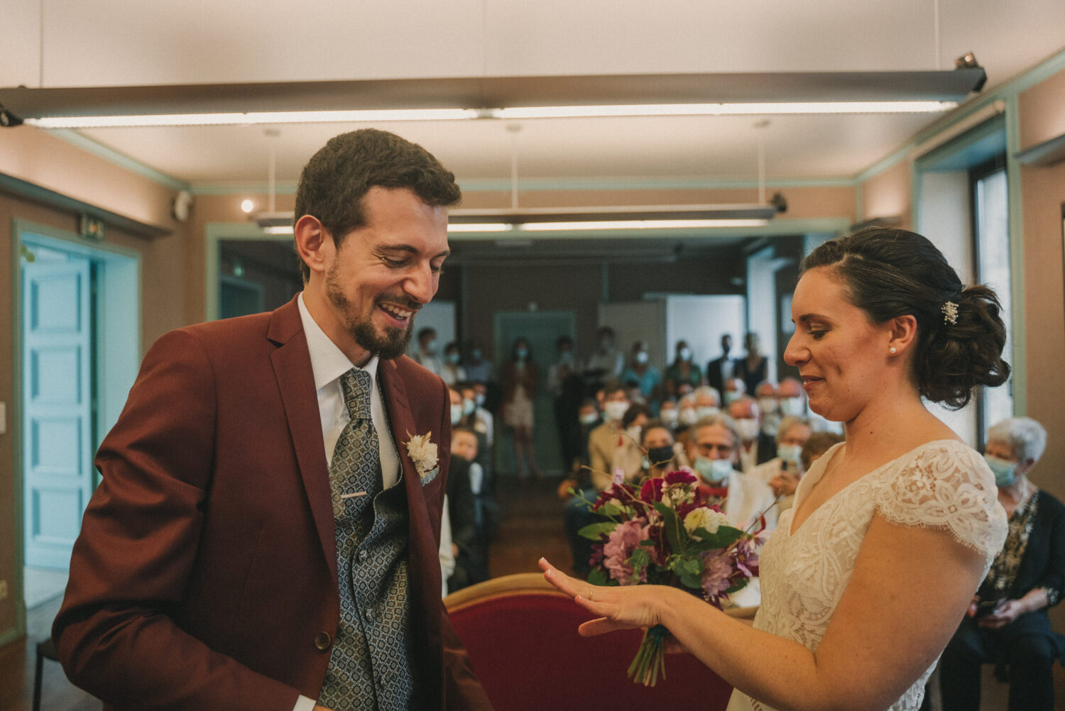 2021.07.24-Photo-de-mariage-d_Emeline-Gabriel-a-La-Ferme-Roudouic-a-Concarneau-par-Antoine-Borzeix-276