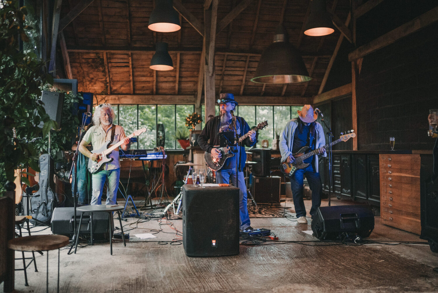 2021.07.24-Photo-de-mariage-d_Emeline-Gabriel-a-La-Ferme-Roudouic-a-Concarneau-par-Antoine-Borzeix-667