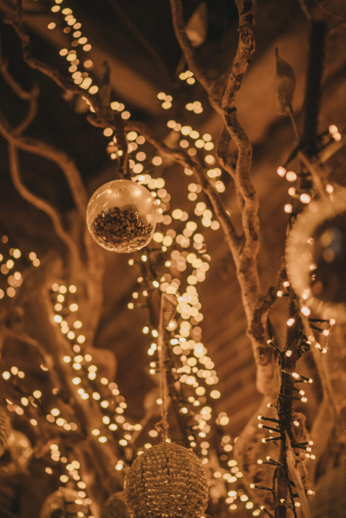 2021.07.24-Photo-de-mariage-d_Emeline-Gabriel-a-La-Ferme-Roudouic-a-Concarneau-par-Antoine-Borzeix-949-scaled