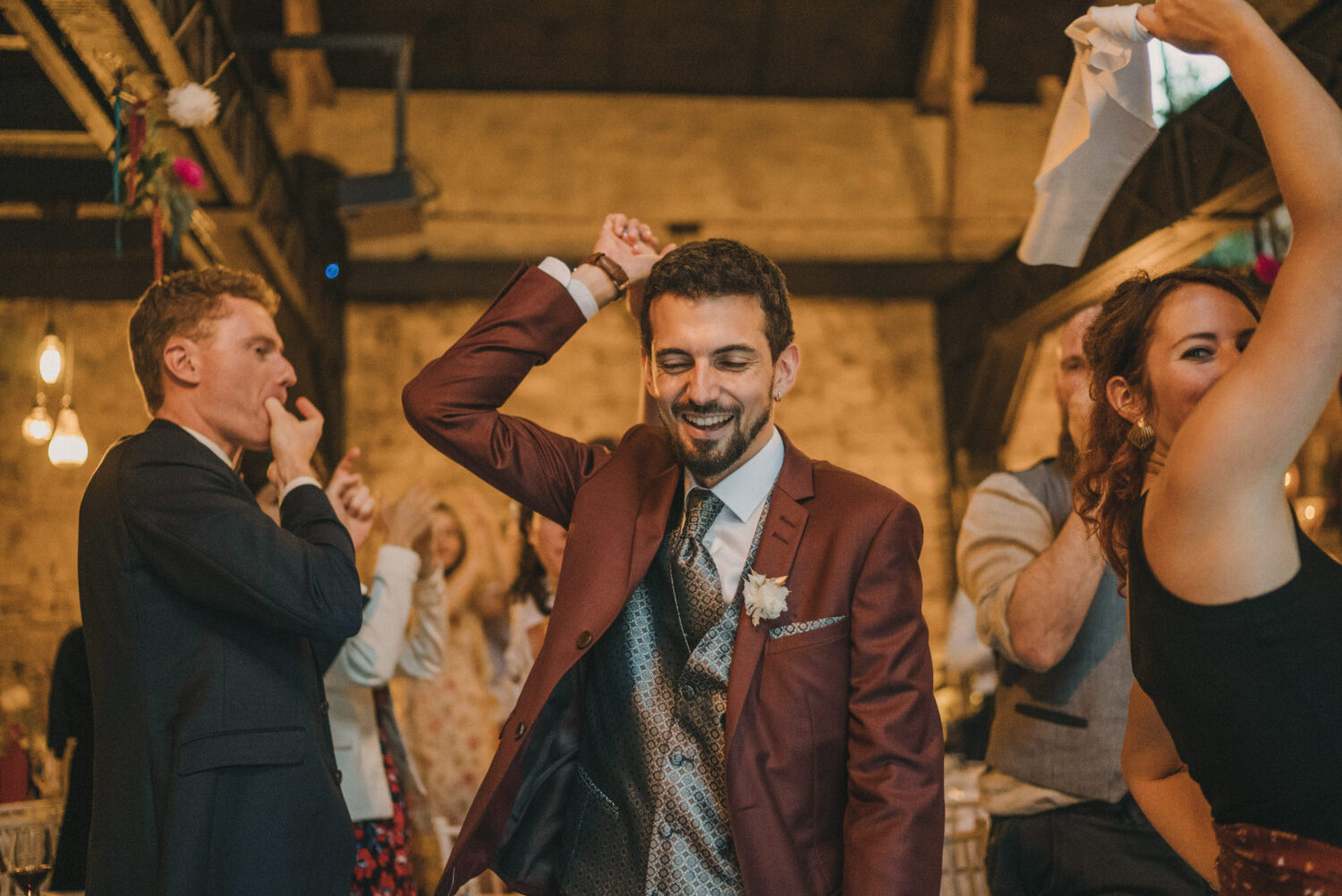 2021.07.24-Photo-de-mariage-d_Emeline-Gabriel-a-La-Ferme-Roudouic-a-Concarneau-par-Antoine-Borzeix-974