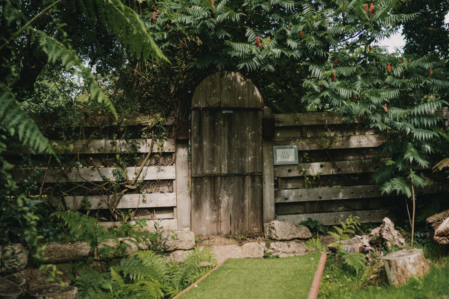 2021.08.07-Photo-de-mariage-de-Stephanie-Adrien-a-La-ferme-Roudouic-a-Concarneau-par-Antoine-Borzeix-492
