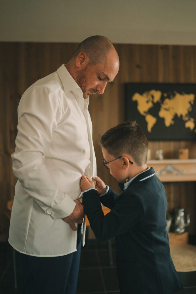 2022.04.22-Photo-de-mariage-de-Elodie-Mathieu-a-La-Cour-des-Grands-a-Gouesnou-par-Antoine-Borzeix-45-scaled