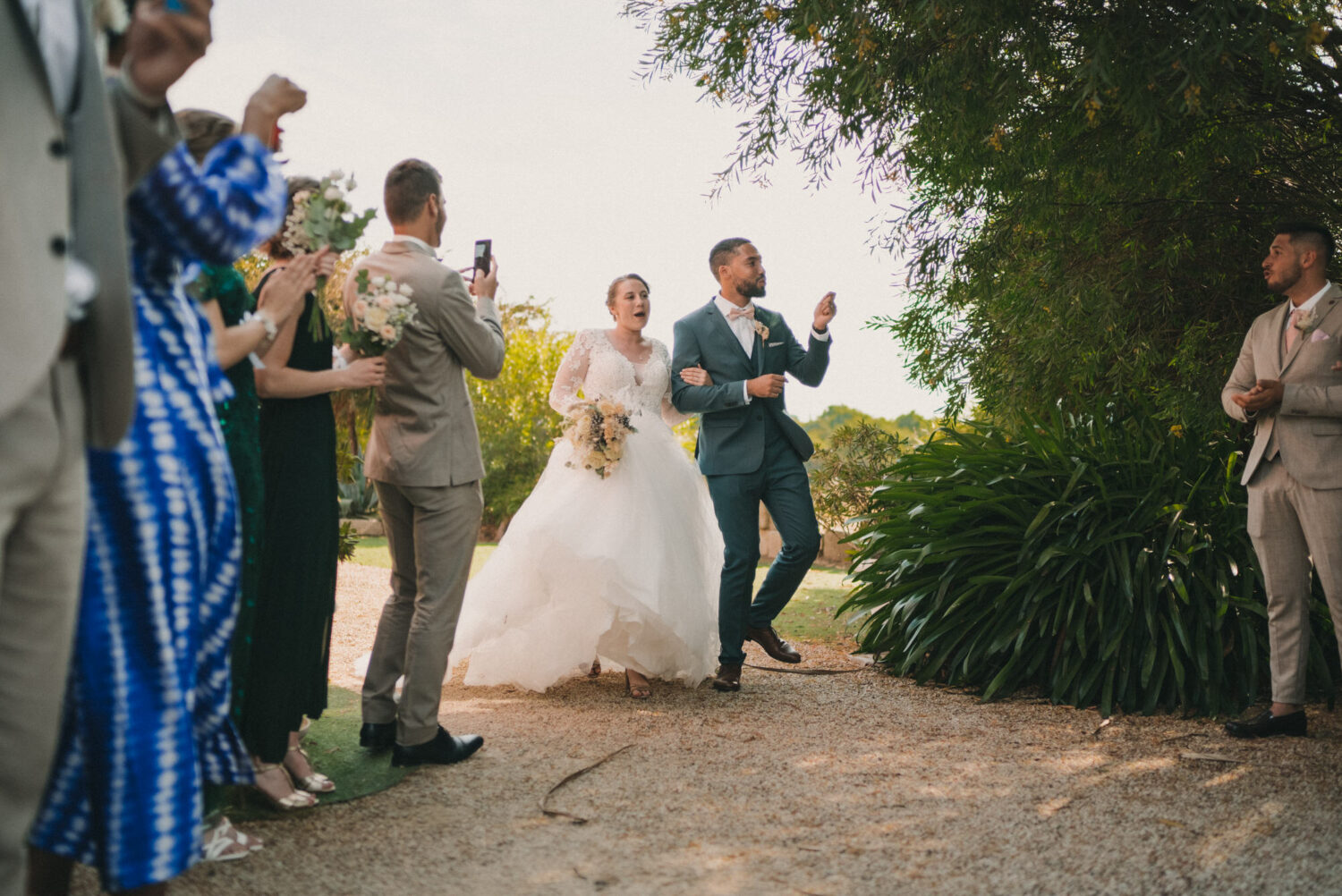 Photo-de-mariage-d_Anaelle-Benjamin-a-l_Eglise-Nouvel-Espoir-a-Brest-et-Domain-Ar-Bant-a-Henvic-par-Antoine-Borzeix-1075