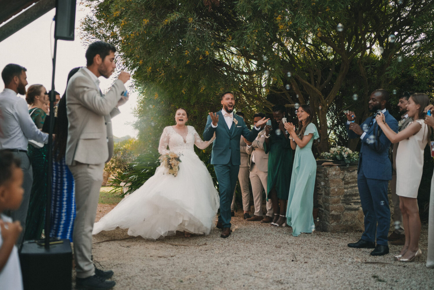 Photo-de-mariage-d_Anaelle-Benjamin-a-l_Eglise-Nouvel-Espoir-a-Brest-et-Domain-Ar-Bant-a-Henvic-par-Antoine-Borzeix-1078