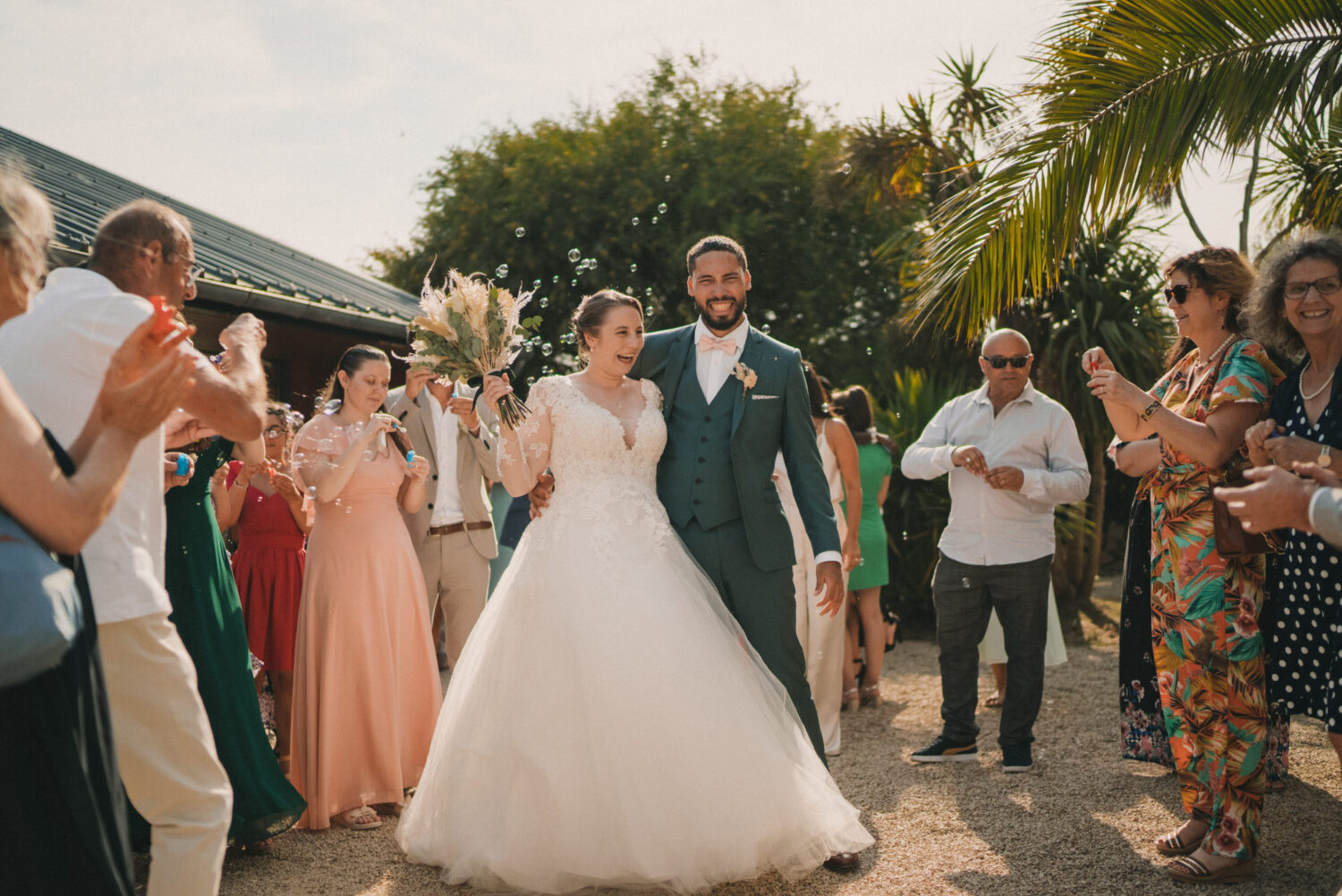 Photo-de-mariage-d_Anaelle-Benjamin-a-l_Eglise-Nouvel-Espoir-a-Brest-et-Domain-Ar-Bant-a-Henvic-par-Antoine-Borzeix-1091