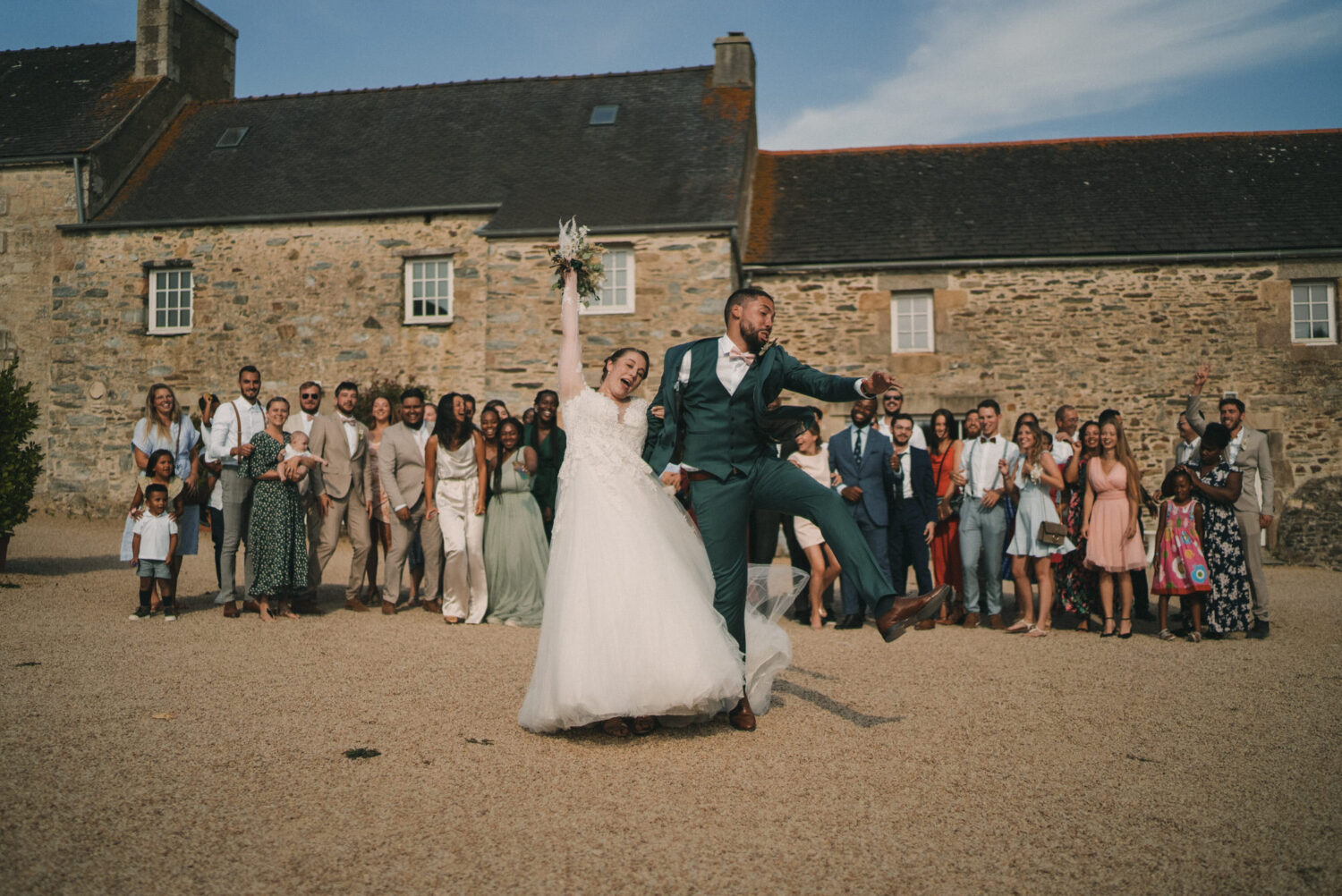 Photo-de-mariage-d_Anaelle-Benjamin-a-l_Eglise-Nouvel-Espoir-a-Brest-et-Domain-Ar-Bant-a-Henvic-par-Antoine-Borzeix-1178
