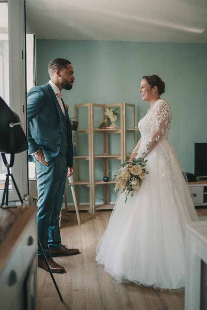 Photo-de-mariage-d_Anaelle-Benjamin-a-l_Eglise-Nouvel-Espoir-a-Brest-et-Domain-Ar-Bant-a-Henvic-par-Antoine-Borzeix-313-scaled
