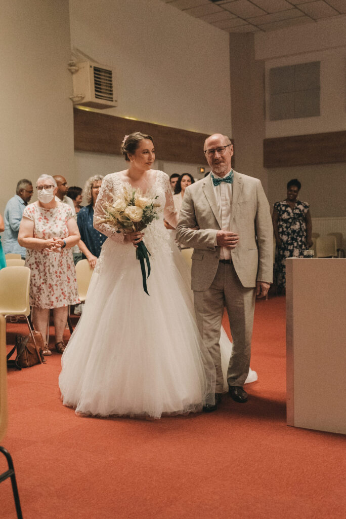 Photo-de-mariage-d_Anaelle-Benjamin-a-l_Eglise-Nouvel-Espoir-a-Brest-et-Domain-Ar-Bant-a-Henvic-par-Antoine-Borzeix-413-scaled