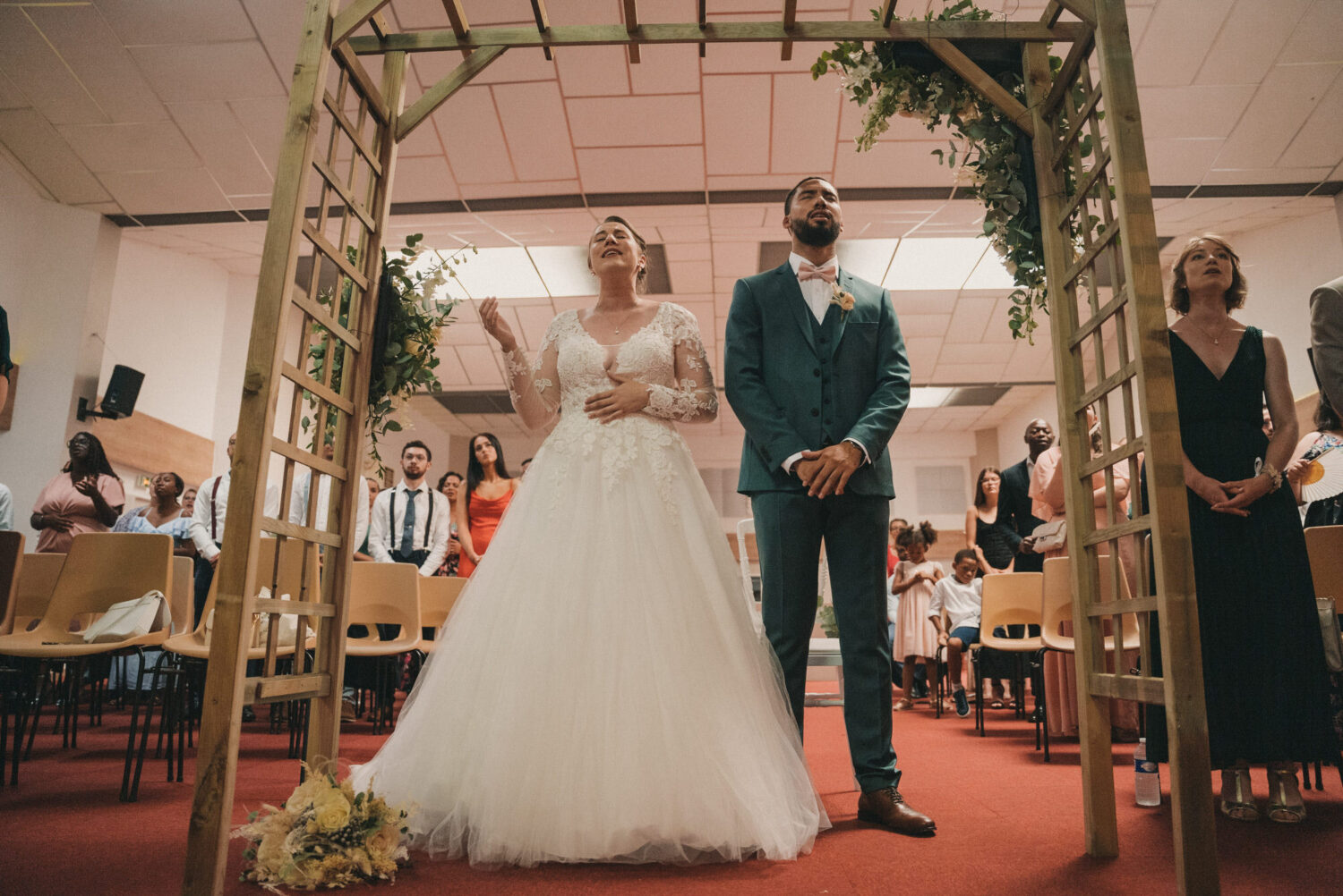 Photo-de-mariage-d_Anaelle-Benjamin-a-l_Eglise-Nouvel-Espoir-a-Brest-et-Domain-Ar-Bant-a-Henvic-par-Antoine-Borzeix-574
