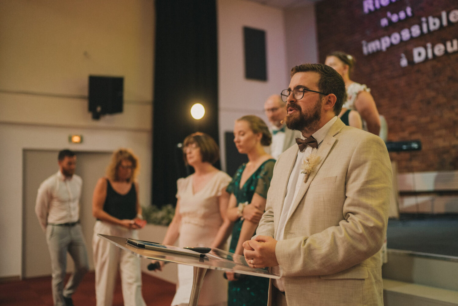 Photo-de-mariage-d_Anaelle-Benjamin-a-l_Eglise-Nouvel-Espoir-a-Brest-et-Domain-Ar-Bant-a-Henvic-par-Antoine-Borzeix-671