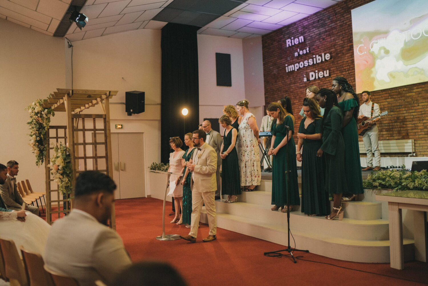 Photo-de-mariage-d_Anaelle-Benjamin-a-l_Eglise-Nouvel-Espoir-a-Brest-et-Domain-Ar-Bant-a-Henvic-par-Antoine-Borzeix-673