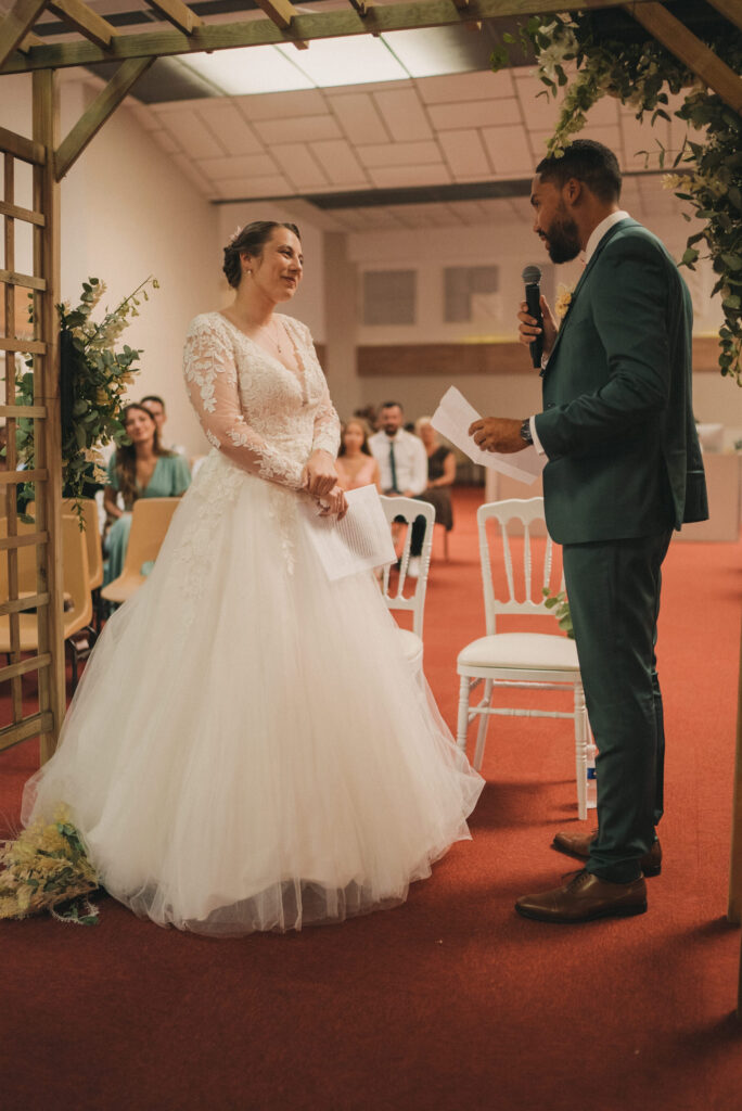 Photo-de-mariage-d_Anaelle-Benjamin-a-l_Eglise-Nouvel-Espoir-a-Brest-et-Domain-Ar-Bant-a-Henvic-par-Antoine-Borzeix-741-scaled