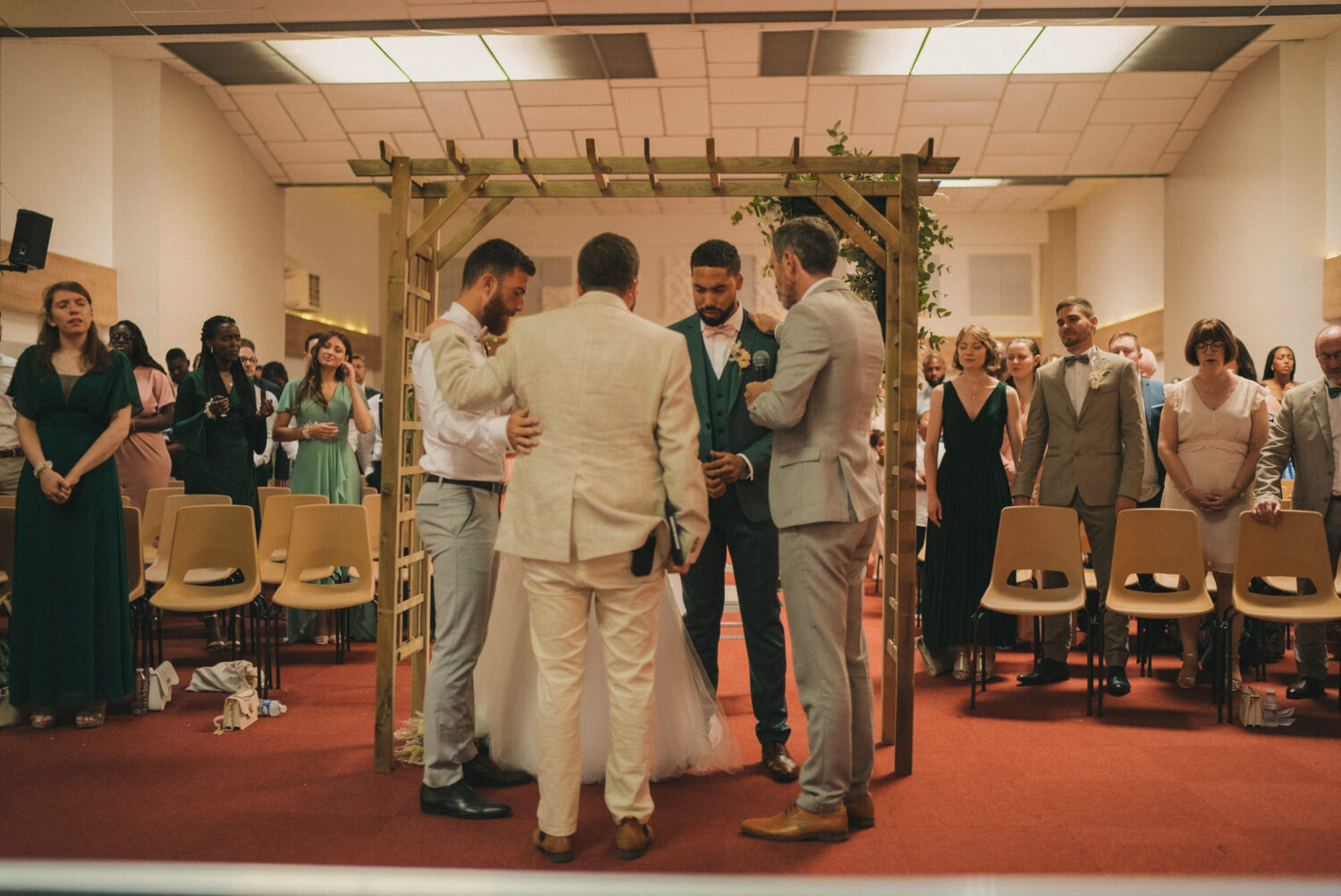 Photo-de-mariage-d_Anaelle-Benjamin-a-l_Eglise-Nouvel-Espoir-a-Brest-et-Domain-Ar-Bant-a-Henvic-par-Antoine-Borzeix-828