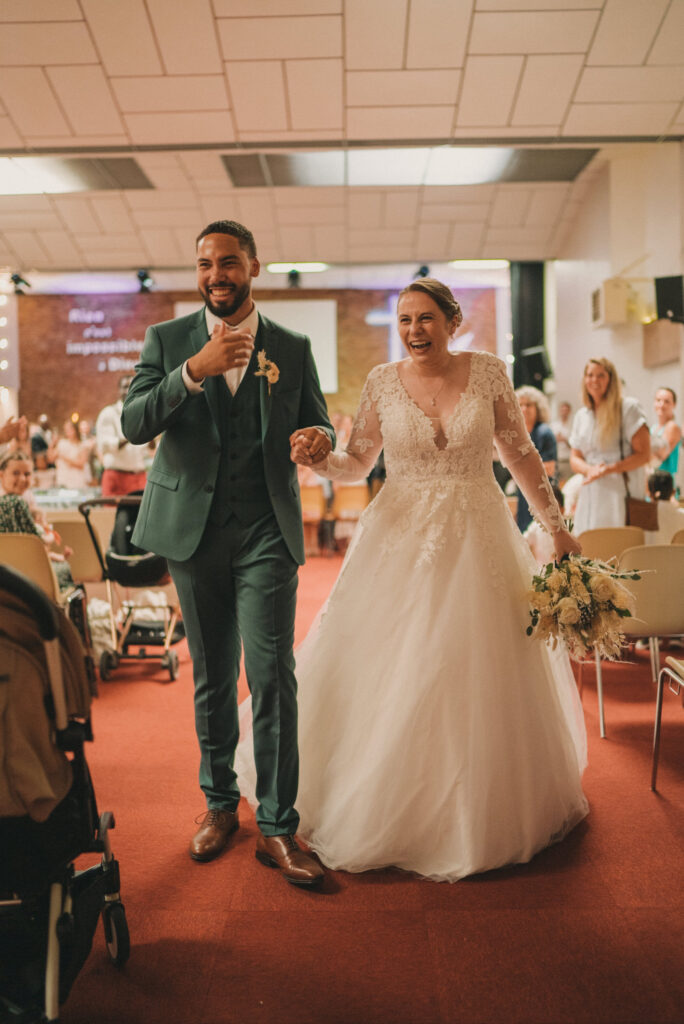 Photo-de-mariage-d_Anaelle-Benjamin-a-l_Eglise-Nouvel-Espoir-a-Brest-et-Domain-Ar-Bant-a-Henvic-par-Antoine-Borzeix-853-scaled