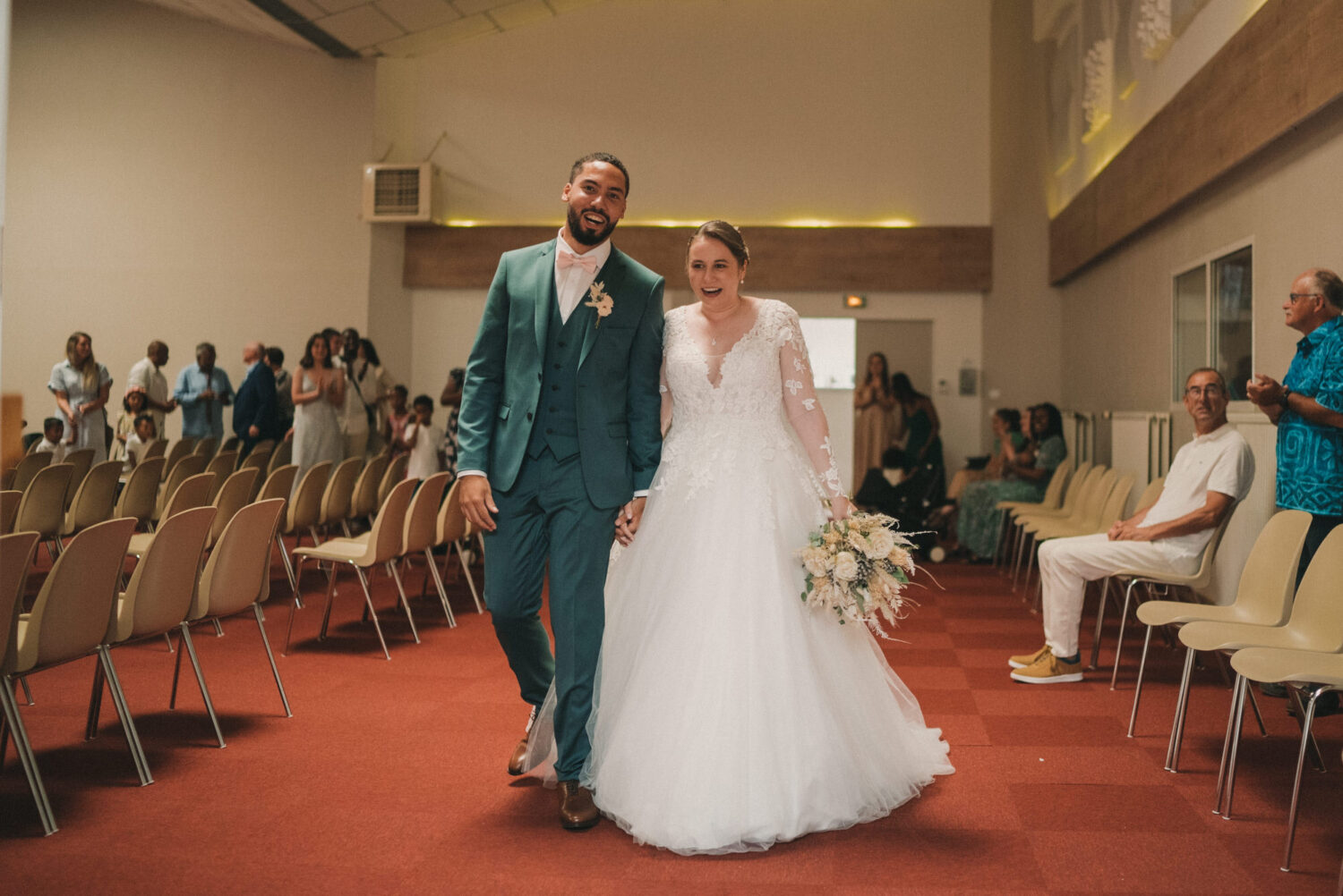 Photo-de-mariage-d_Anaelle-Benjamin-a-l_Eglise-Nouvel-Espoir-a-Brest-et-Domain-Ar-Bant-a-Henvic-par-Antoine-Borzeix-856