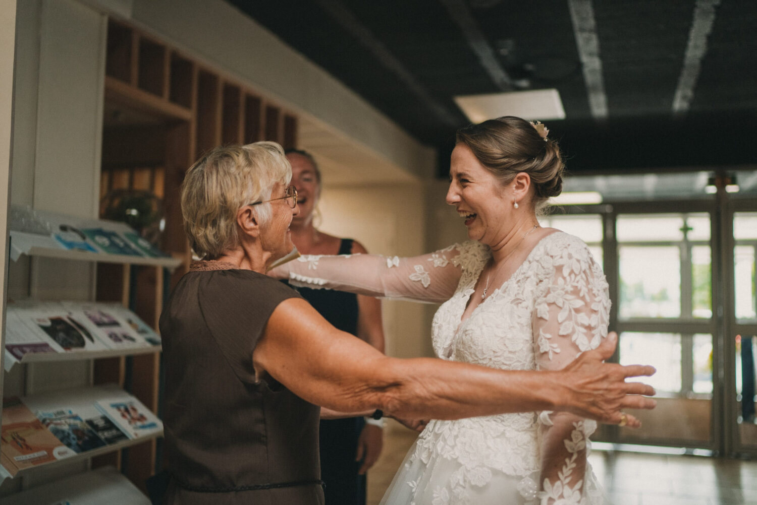 Photo-de-mariage-d_Anaelle-Benjamin-a-l_Eglise-Nouvel-Espoir-a-Brest-et-Domain-Ar-Bant-a-Henvic-par-Antoine-Borzeix-883