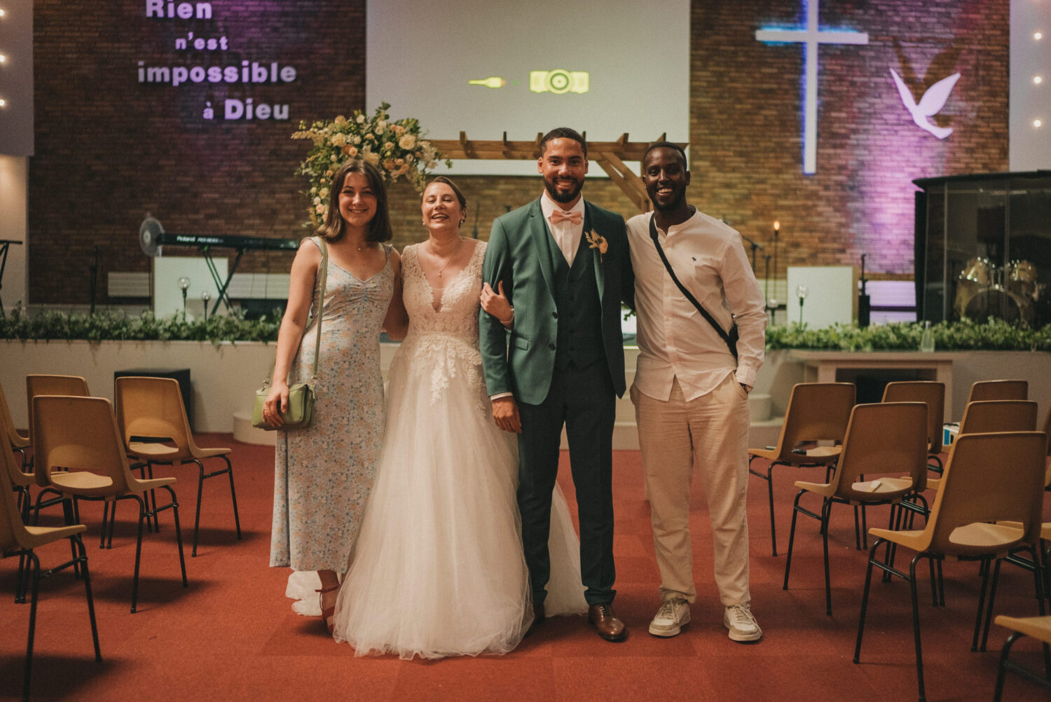 Photo-de-mariage-d_Anaelle-Benjamin-a-l_Eglise-Nouvel-Espoir-a-Brest-et-Domain-Ar-Bant-a-Henvic-par-Antoine-Borzeix-954