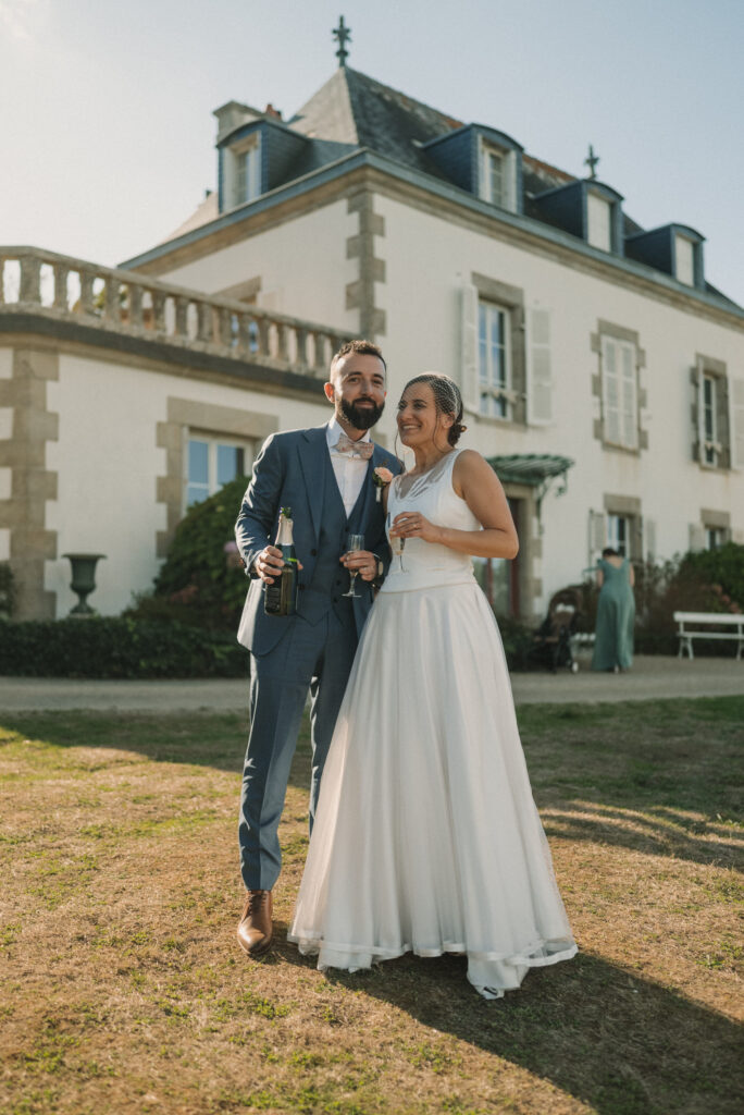 Photo-de-mariage-dIsabella-Thibault-au-Domaine-de-Kerenez-a-Loctudy-par-Antoine-Borzeix-2022.09.17-1135-scaled