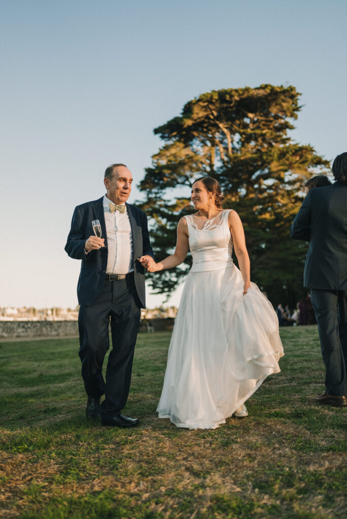 Photo-de-mariage-dIsabella-Thibault-au-Domaine-de-Kerenez-a-Loctudy-par-Antoine-Borzeix-2022.09.17-1512-scaled