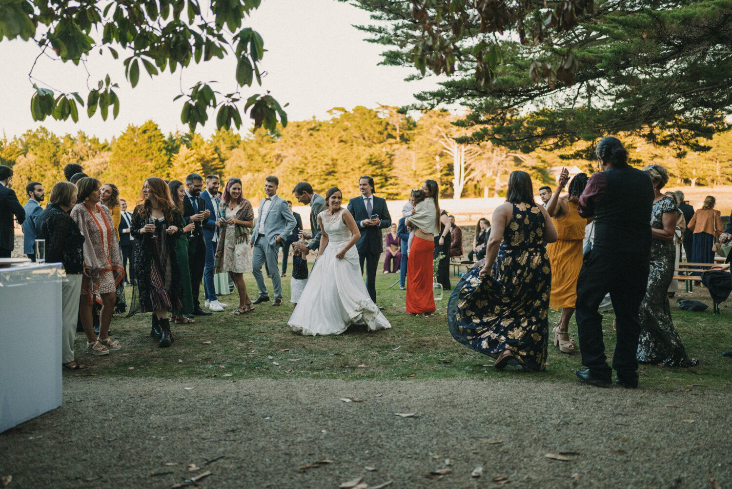Photo-de-mariage-dIsabella-Thibault-au-Domaine-de-Kerenez-a-Loctudy-par-Antoine-Borzeix-2022.09.17-1577