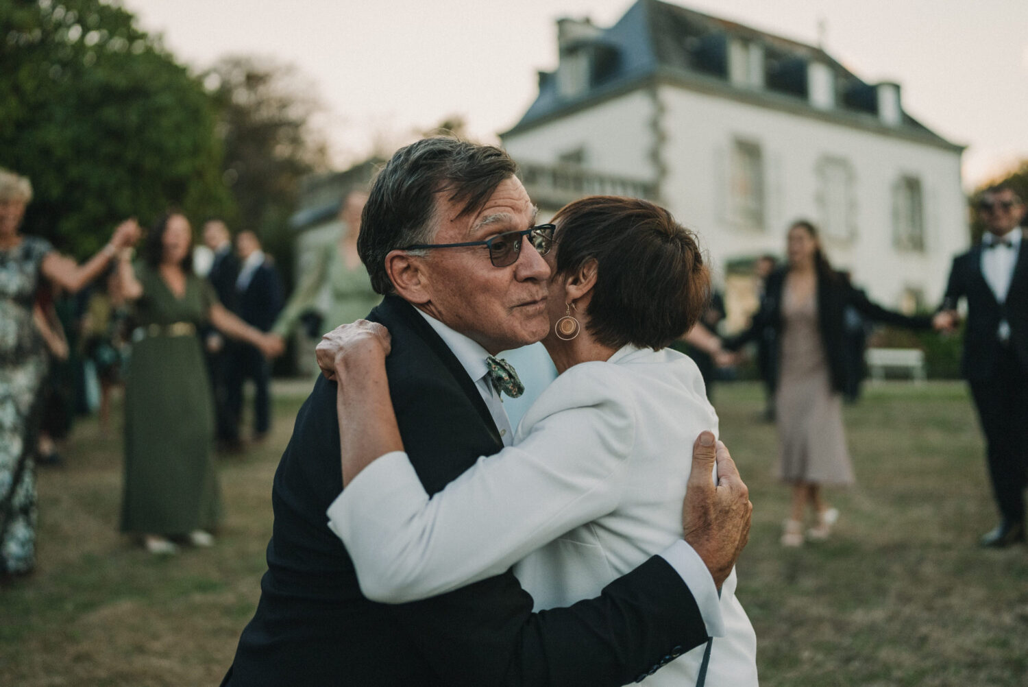 Photo-de-mariage-dIsabella-Thibault-au-Domaine-de-Kerenez-a-Loctudy-par-Antoine-Borzeix-2022.09.17-1677