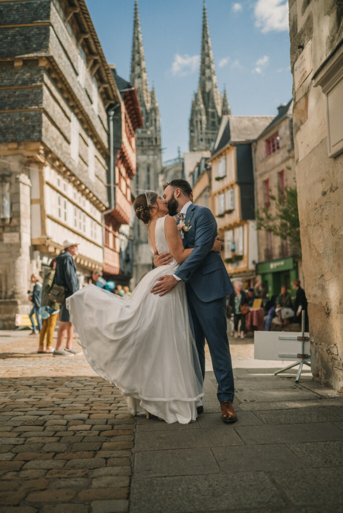 Photo-de-mariage-dIsabella-Thibault-au-Domaine-de-Kerenez-a-Loctudy-par-Antoine-Borzeix-2022.09.17-489-scaled