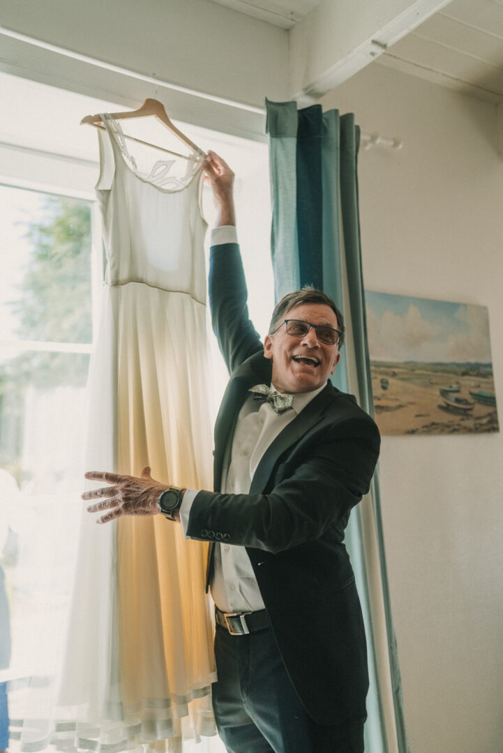 Photo-de-mariage-dIsabella-Thibault-au-Domaine-de-Kerenez-a-Loctudy-par-Antoine-Borzeix-2022.09.17-71-scaled