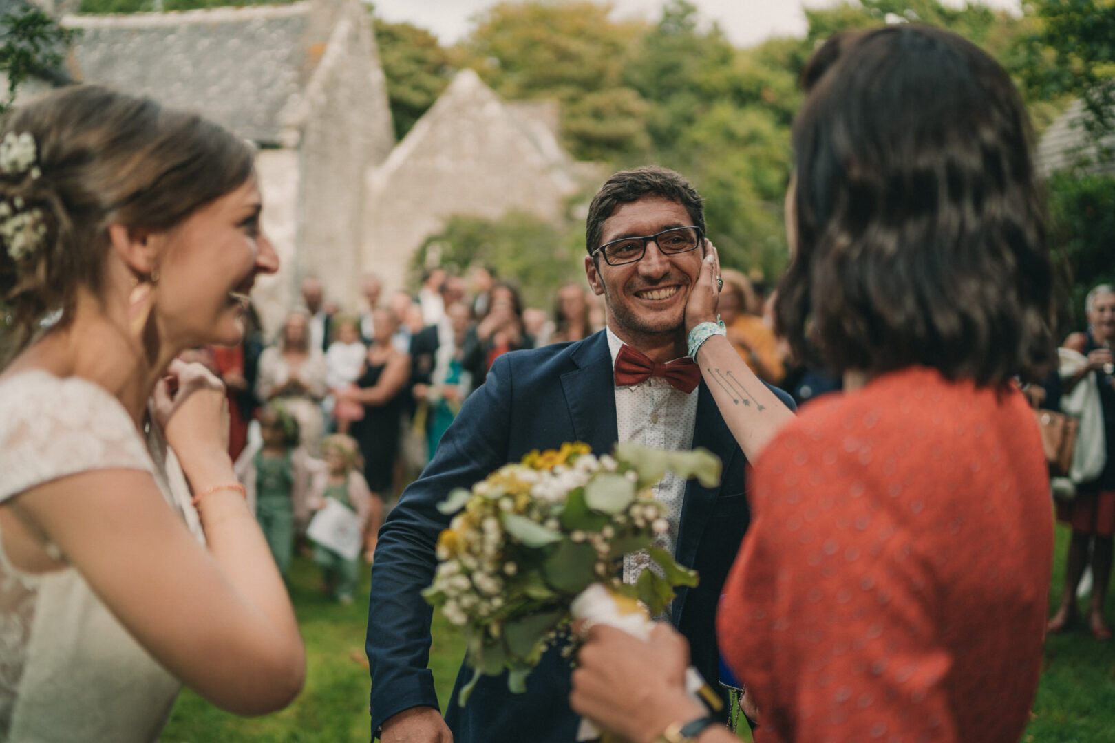 Photo-de-mariage-de-AM-a-la-Mairie-de-St-Pol-de-Leon-et-au-Manoir-de-Penfao-a-Saint-Thegonnec-par-Antoine-Borzeix-151