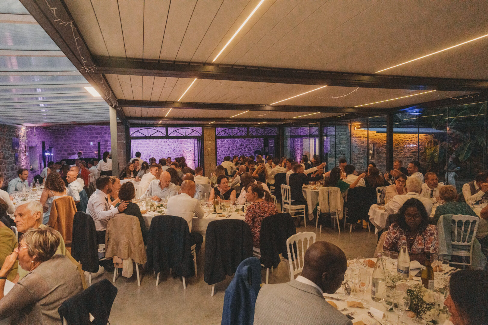 Photo de mariage de JM a l eglise de l Ile Tudy et au Domaine de Kerenez a Loctudy par Antoine Borzeix 401