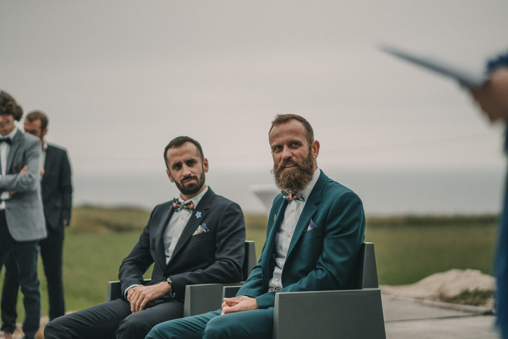 Photo de mariage de Jean-Marie & Guillaume à la mairie de Brest et à la Colonie de Trezien à Plouarzel en Bretagne par Antoine Borzeix-666