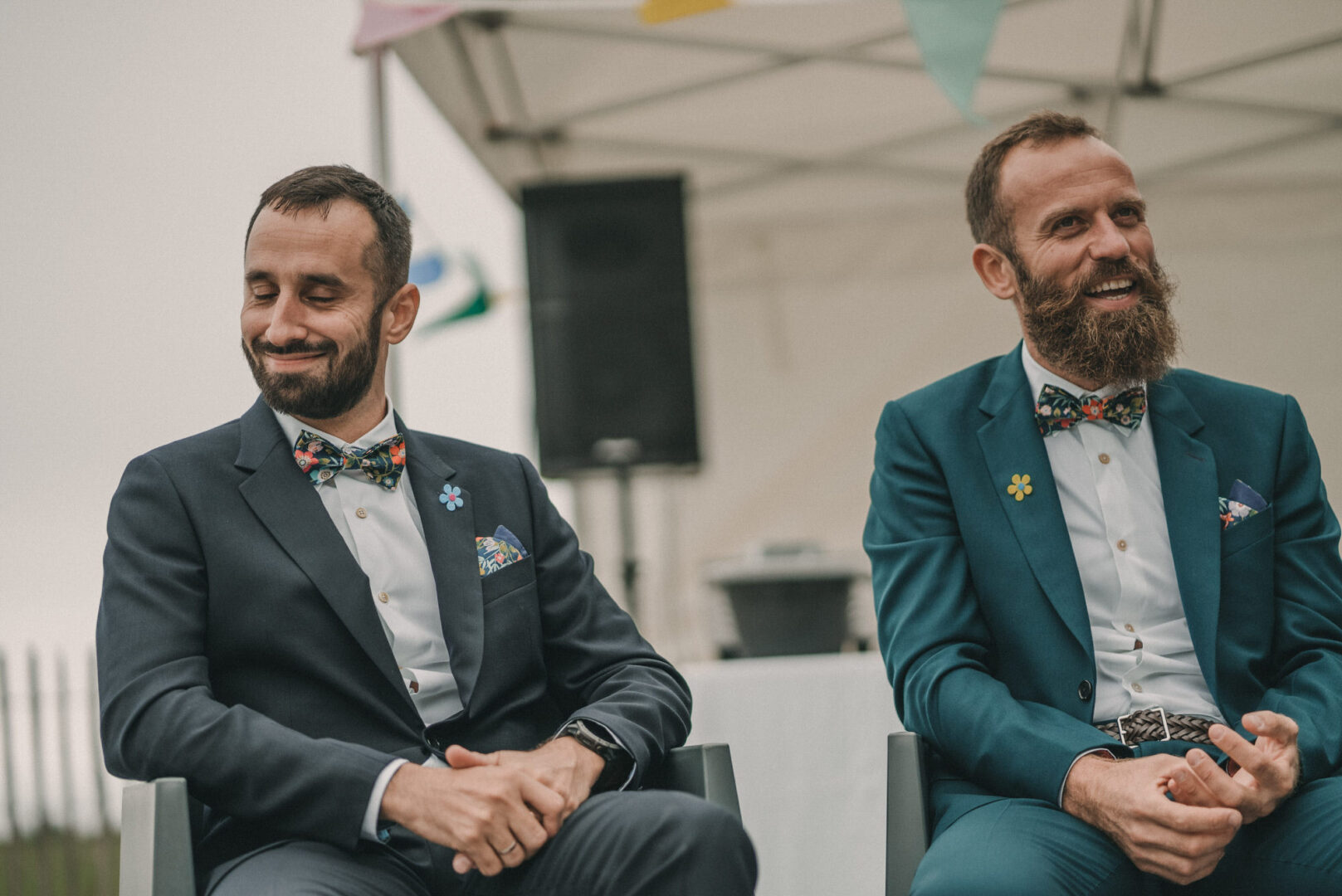 Photo de mariage de Jean-Marie & Guillaume à la mairie de Brest et à la Colonie de Trezien à Plouarzel en Bretagne par Antoine Borzeix-682