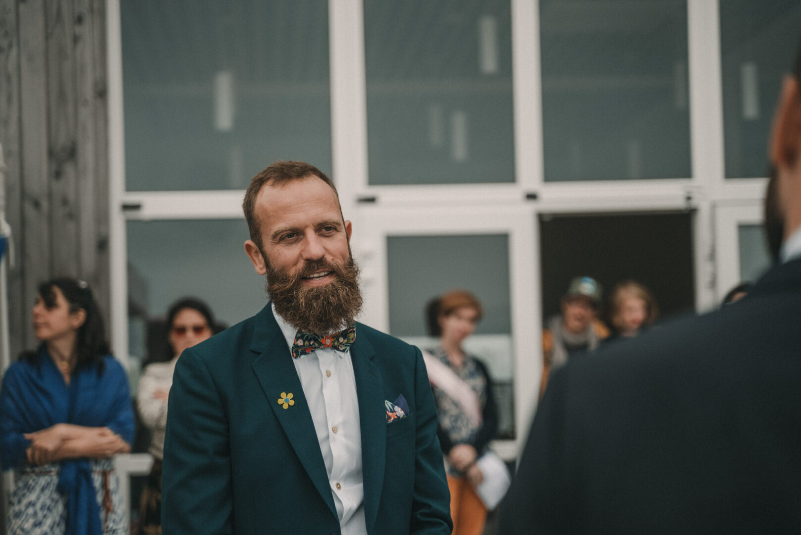 Photo de mariage de Jean-Marie & Guillaume à la mairie de Brest et à la Colonie de Trezien à Plouarzel en Bretagne par Antoine Borzeix-732