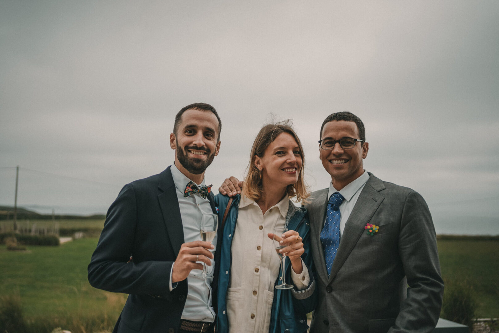 Photo de mariage de Jean-Marie & Guillaume à la mairie de Brest et à la Colonie de Trezien à Plouarzel en Bretagne par Antoine Borzeix-888