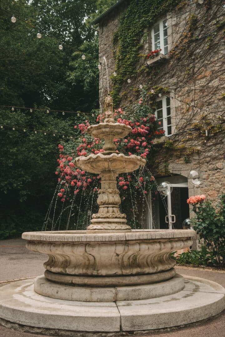 Photo de mariage de L&PA au Moulin de Traon Lez à Bohars par Antoine Borzeix 05