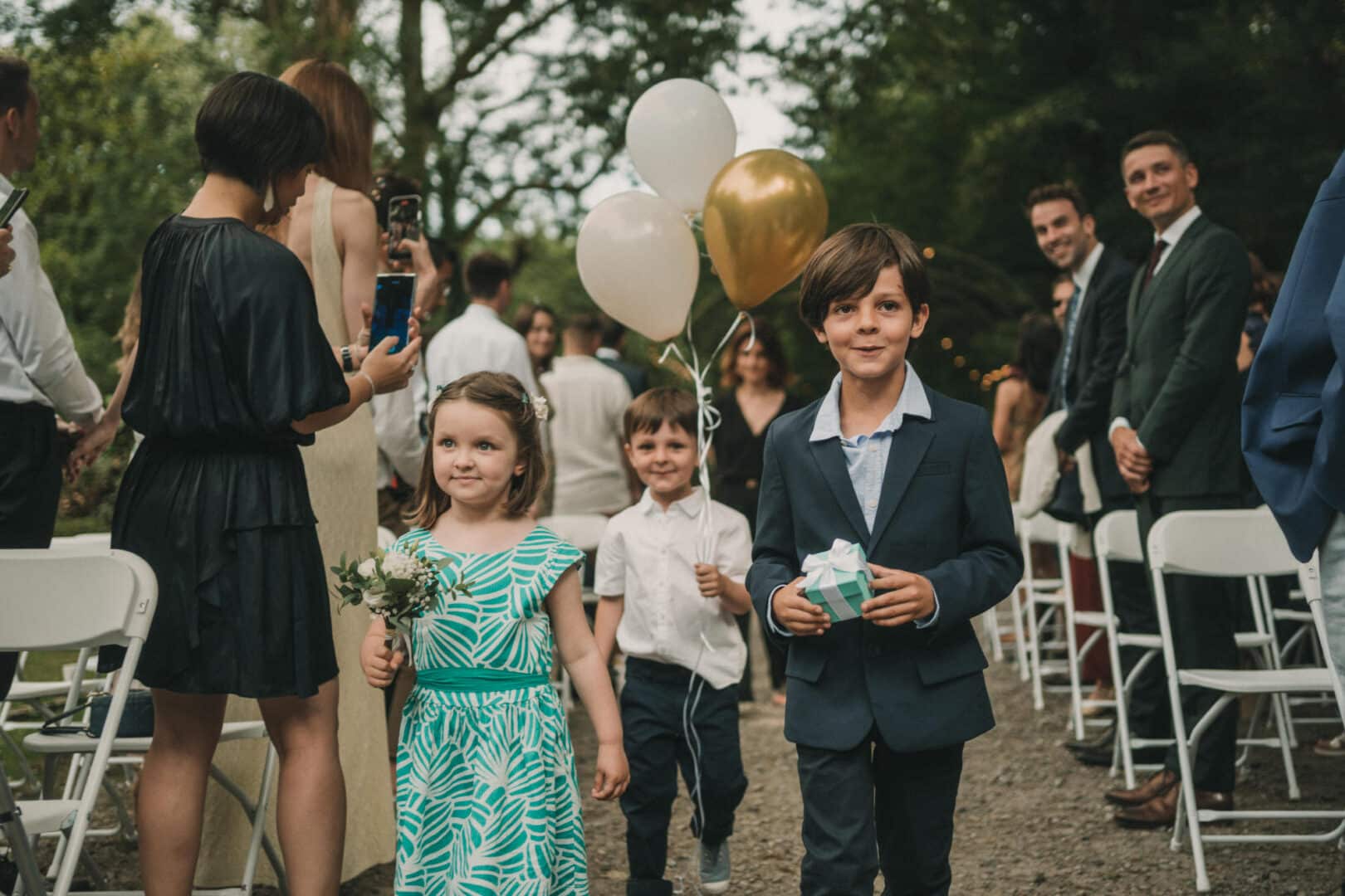 Photo de mariage de L&PA au Moulin de Traon Lez à Bohars par Antoine Borzeix 308