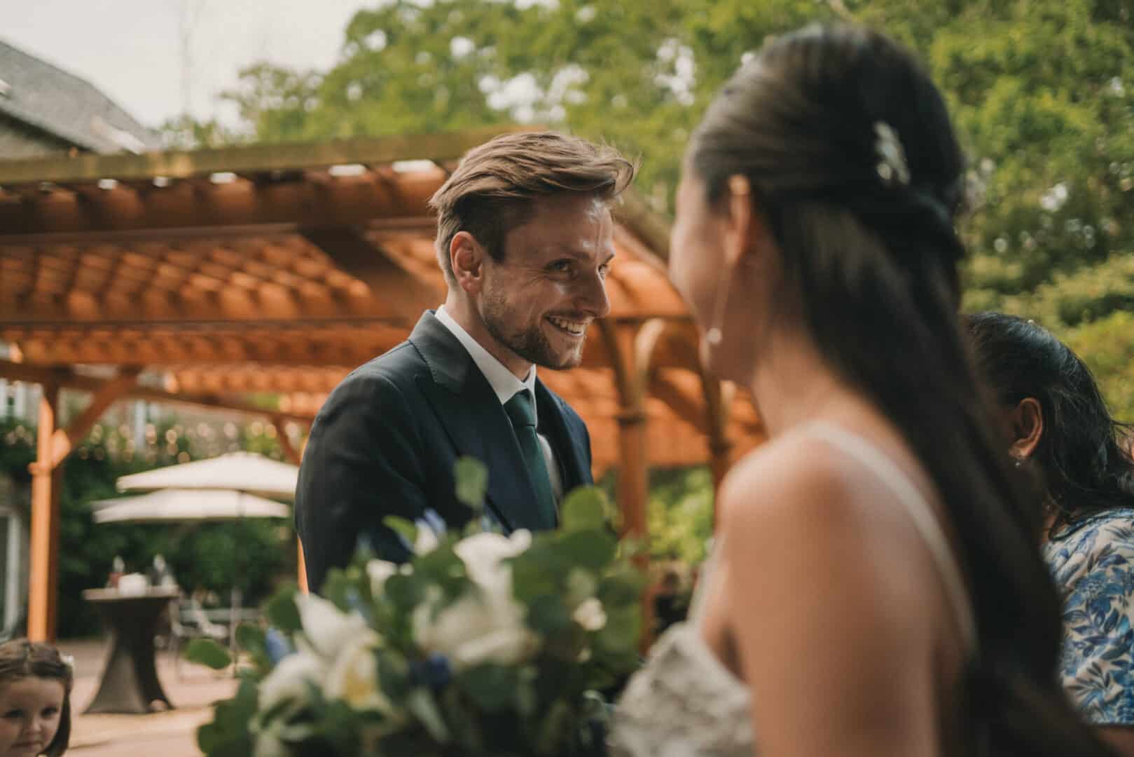 Photo de mariage de L&PA au Moulin de Traon Lez à Bohars par Antoine Borzeix 324