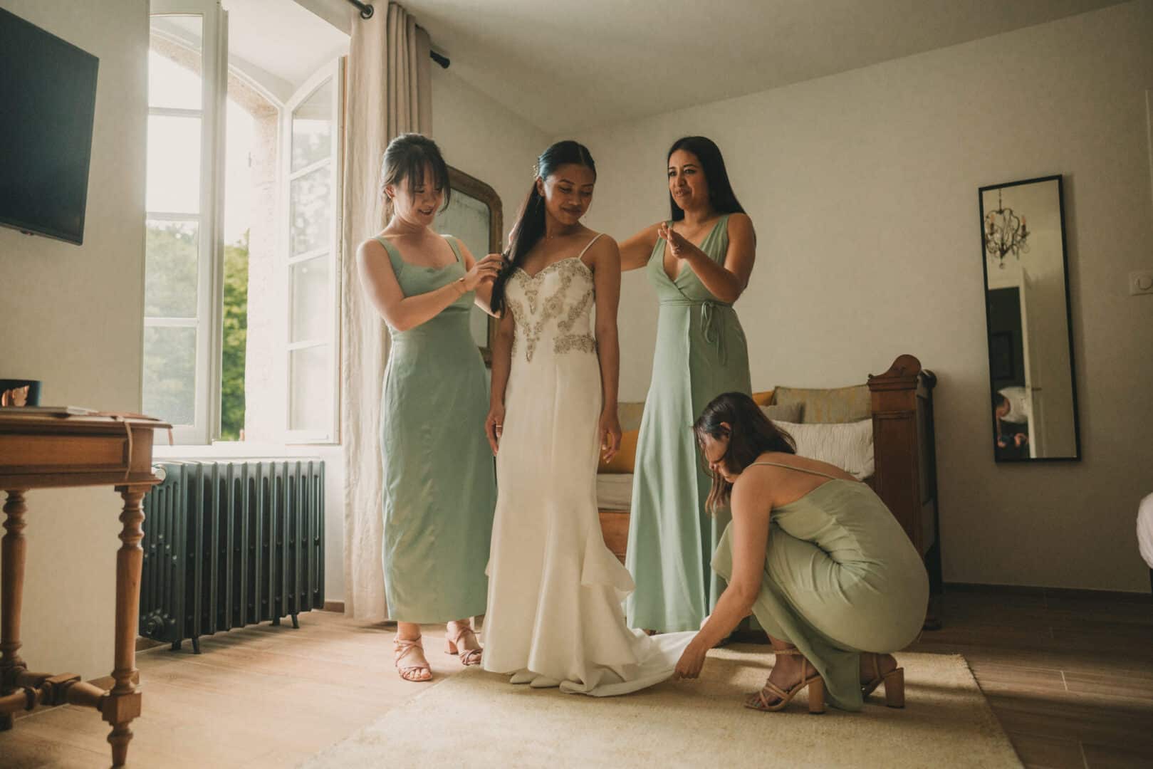 Photo de mariage de L&PA au Moulin de Traon Lez à Bohars par Antoine Borzeix 34