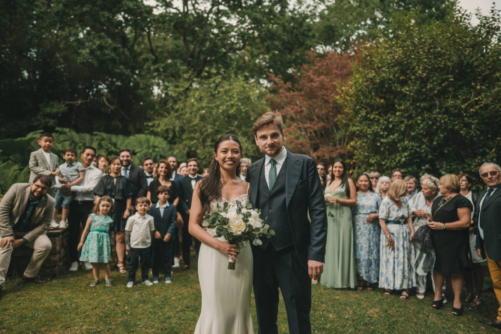 Photo de mariage de L&PA au Moulin de Traon Lez à Bohars par Antoine Borzeix 456