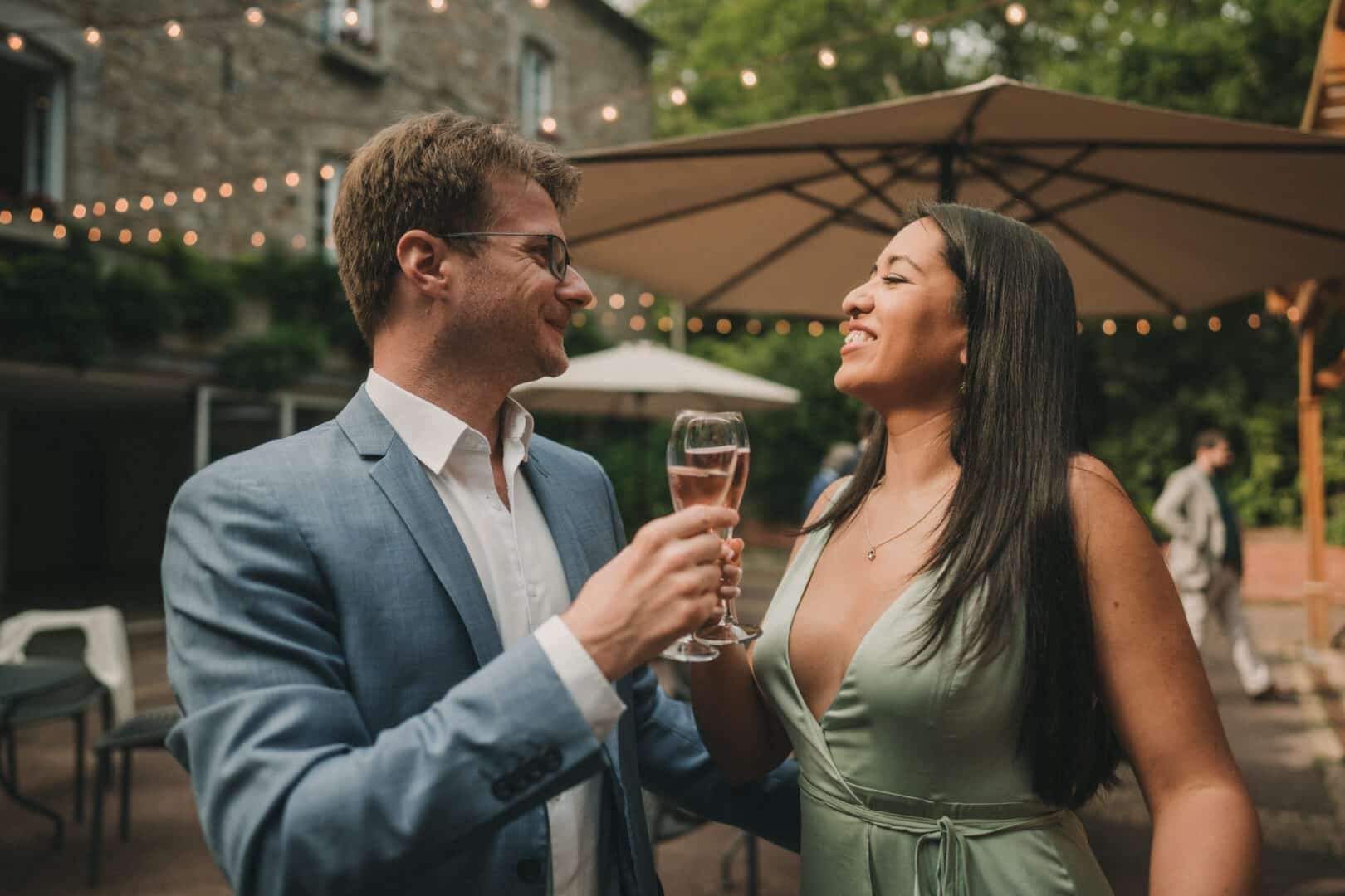 Photo de mariage de L&PA au Moulin de Traon Lez à Bohars par Antoine Borzeix 524