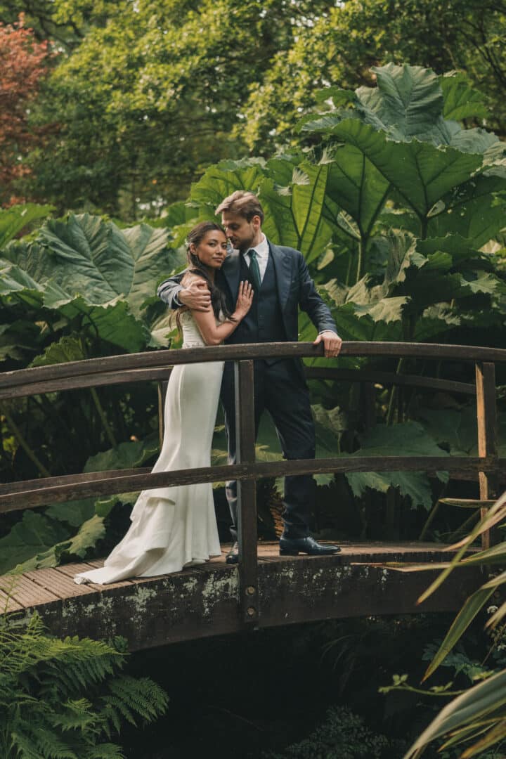 Photo de mariage de L&PA au Moulin de Traon Lez à Bohars par Antoine Borzeix 690