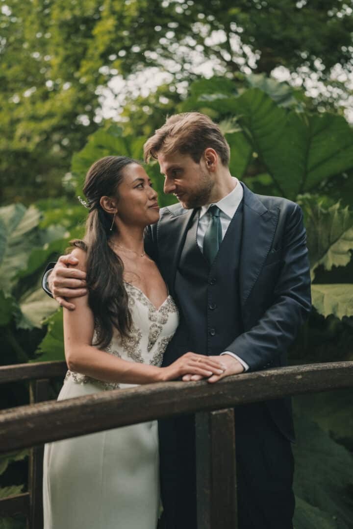 Photo de mariage de L&PA au Moulin de Traon Lez à Bohars par Antoine Borzeix 695