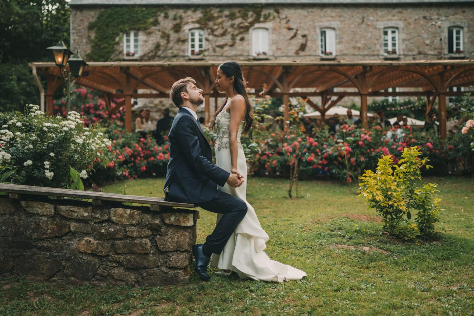 Photo de mariage de L&PA au Moulin de Traon Lez à Bohars par Antoine Borzeix 716