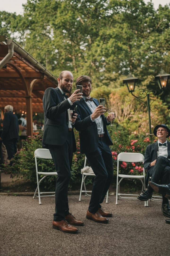 Photo de mariage de L&PA au Moulin de Traon Lez à Bohars par Antoine Borzeix 719