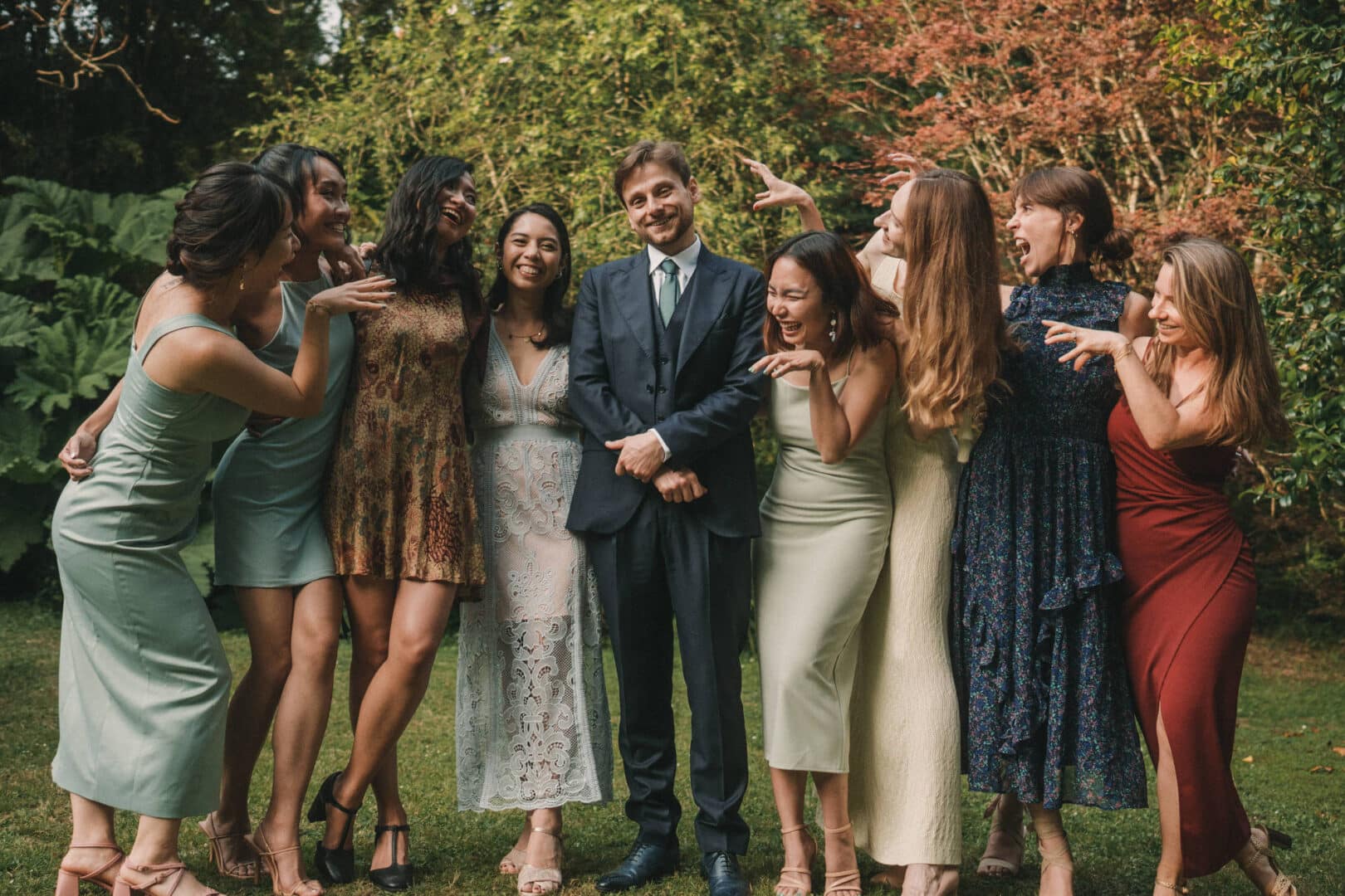 Photo de mariage de L&PA au Moulin de Traon Lez à Bohars par Antoine Borzeix 876