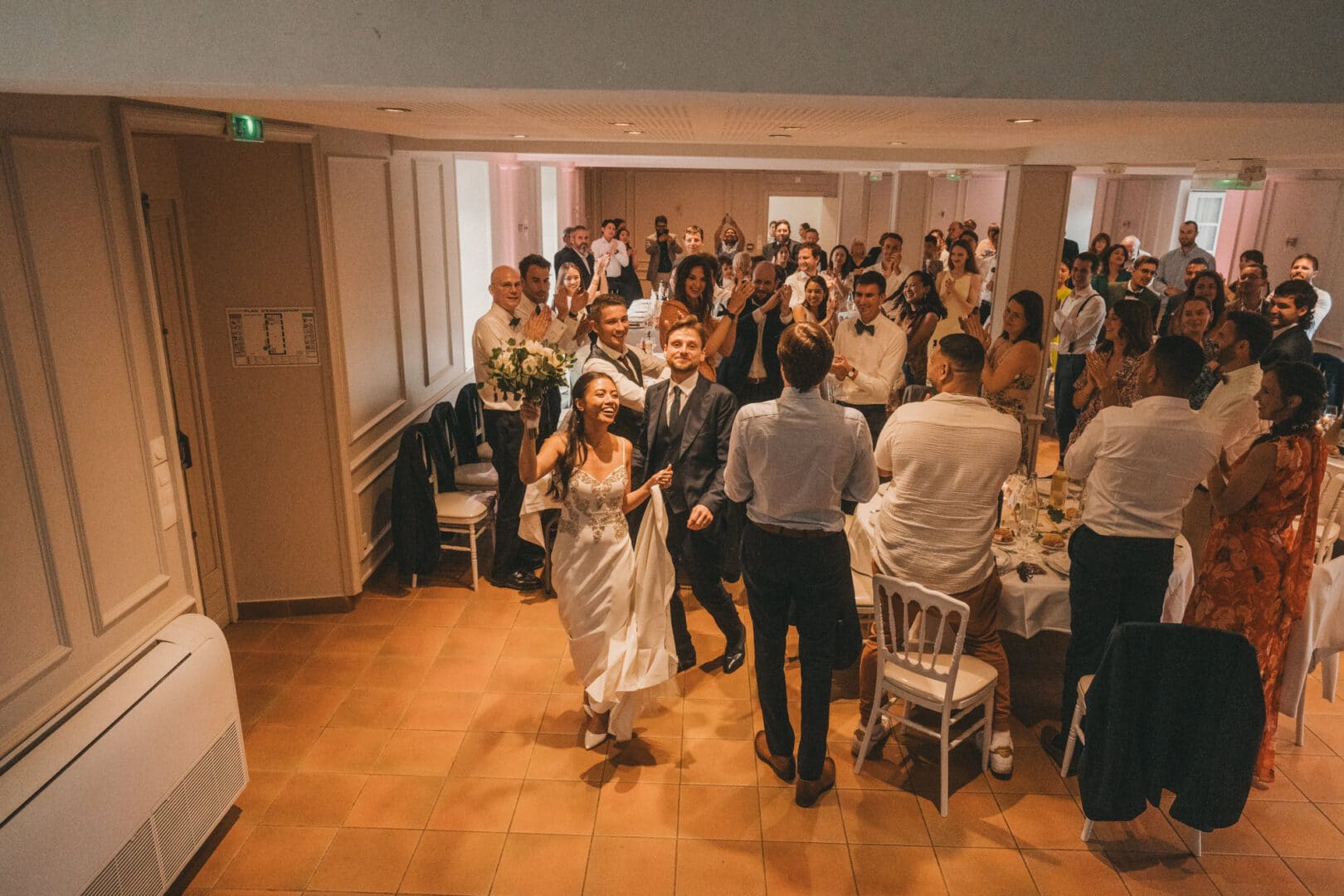 Photo de mariage de L&PA au Moulin de Traon Lez à Bohars par Antoine Borzeix 946