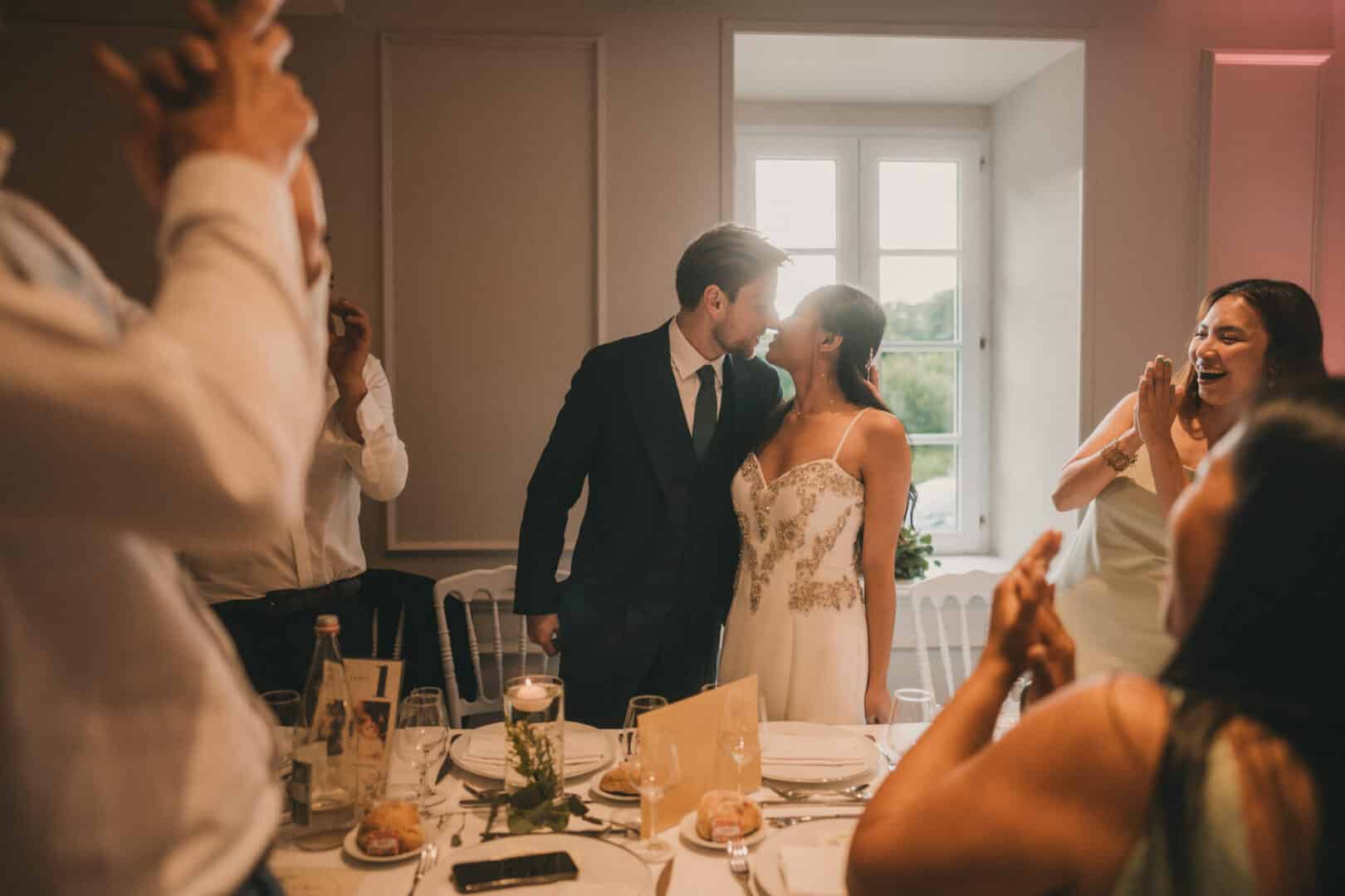 Photo de mariage de L&PA au Moulin de Traon Lez à Bohars par Antoine Borzeix 953