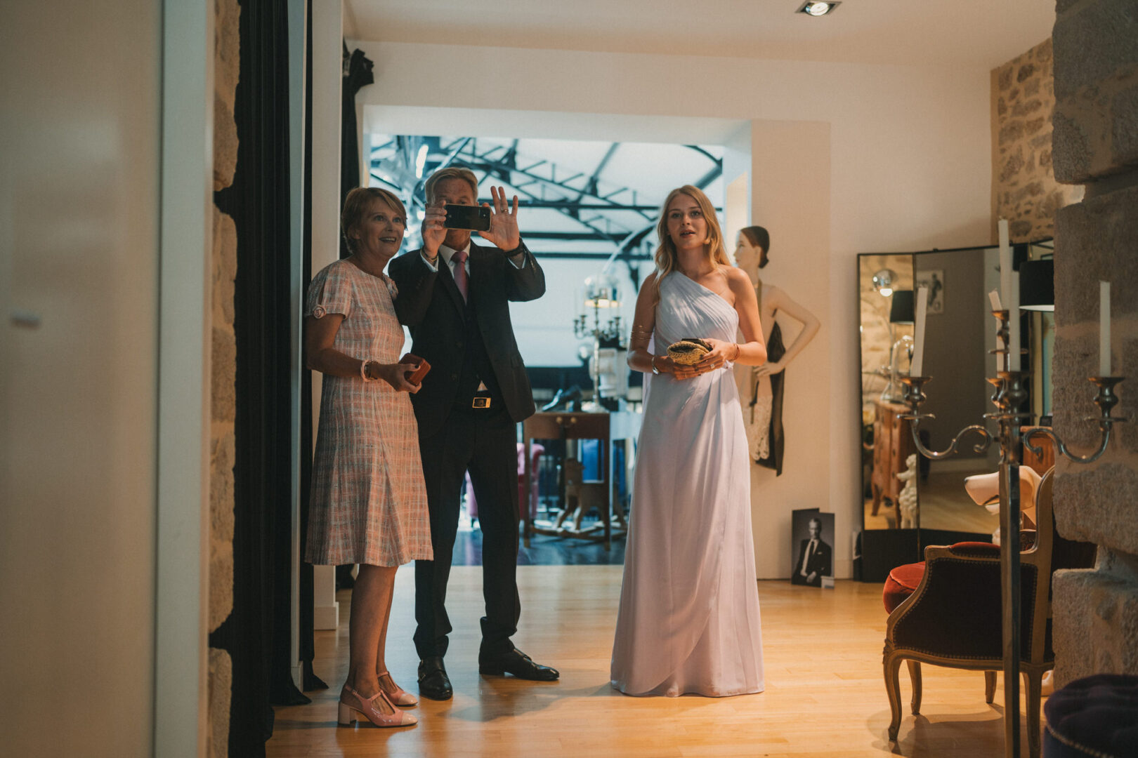 Photo de mariage de M&M au Château Les Garennes à Clohars-Fouesnant Bénodet par Antoine Borzeix 105