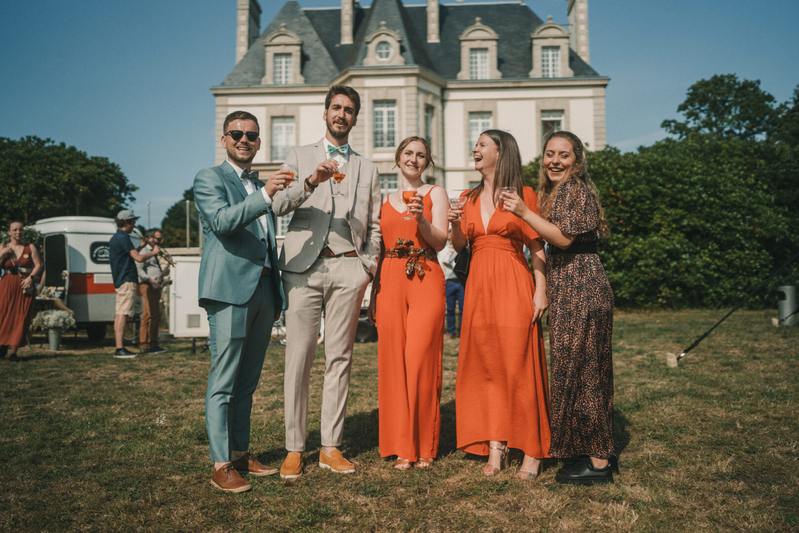 Photo de mariage de M&M au Château Les Garennes à Clohars-Fouesnant Bénodet par Antoine Borzeix 1134