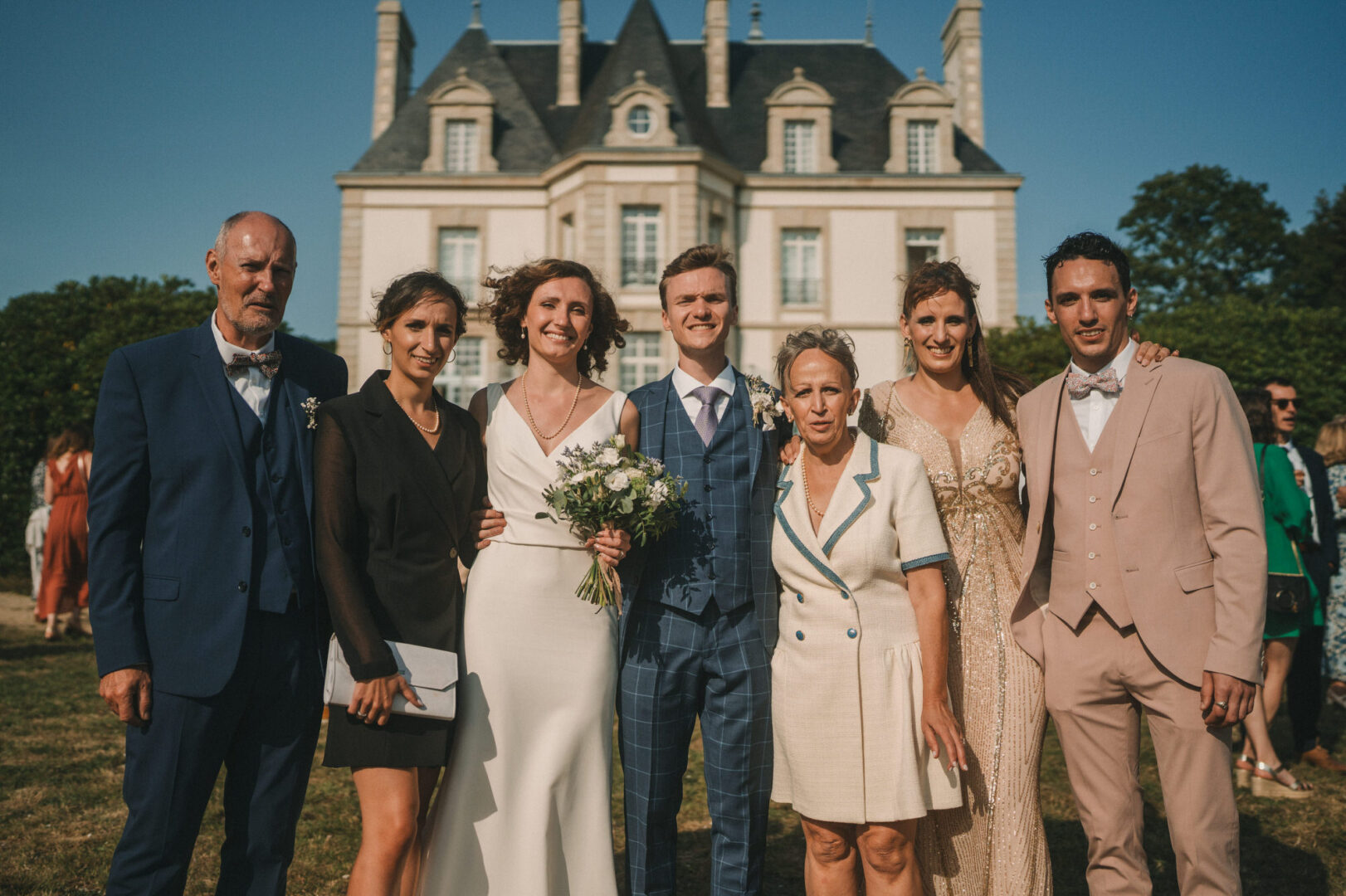 Photo de mariage de M&M au Château Les Garennes à Clohars-Fouesnant Bénodet par Antoine Borzeix 1300